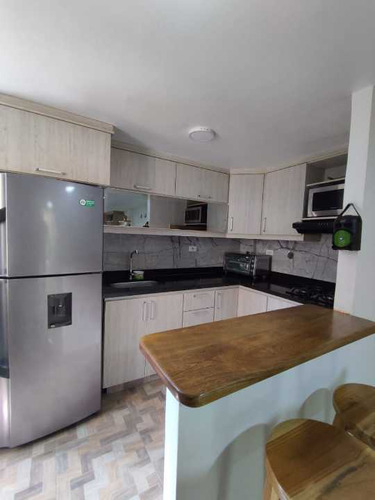 Vendo Amplio Apartamento En Robledo