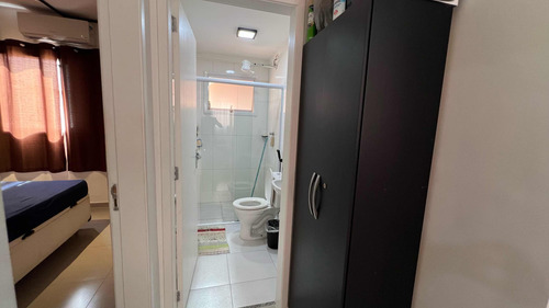 Apartamento Térreo 2 Dormitórios Com Quintal