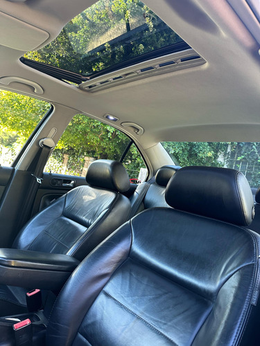 Volkswagen Bora 1.8 Highline T 180cv Cuero