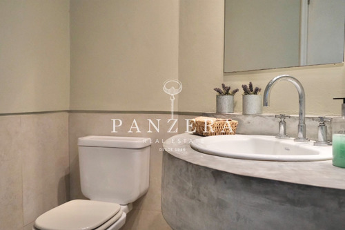 Imagen 14 de 26 de Casa De 5 Dormitorios Con Gran Jardín Y Piscina En Carrasco Sur