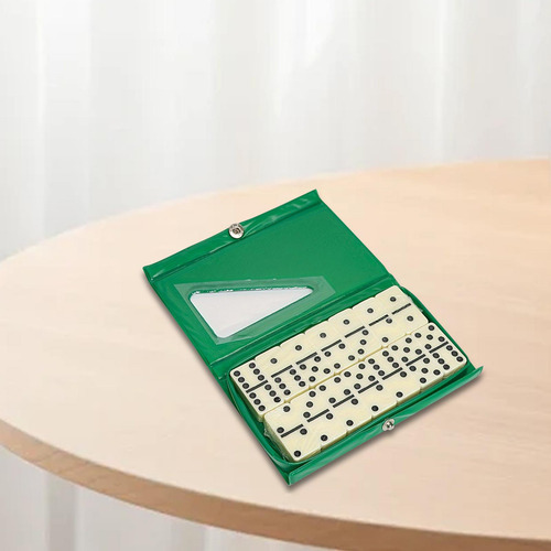 Juego De Dominó Juego De Mesa Juego De Mesa De Verde