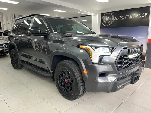 Toyota Sequoia 3.5 V6 Trd Pro