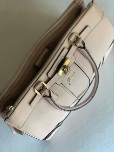 Cartera Guess