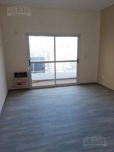 Imagen 20 de 25 de Departamento - Adrogue