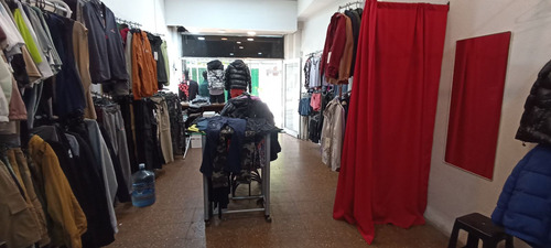 Local Alquiler Uruguay 400 Y Av. Corrientes Apto Todo Rubro