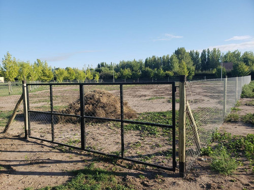 Imagen 9 de 14 de Lote De 1.850 M2 En Barrio 4 Estaciones, Calle Cubillos - Rama Caída