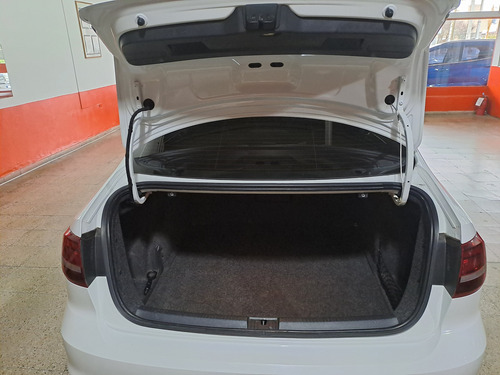 Volkswagen Vento 1.4 Highline 150cv At