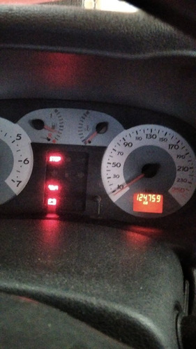 Imagem 8 de 9 de Reno Clio Expprssion