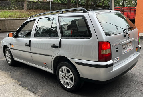 Volkswagen Pointer 1.6 Trendline Ee Mt