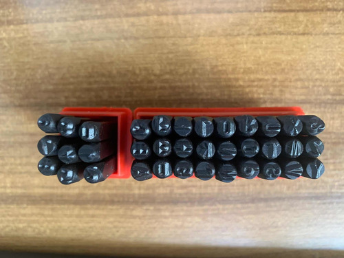 Imagen 3 de 3 de Letras Y Numeros De Marcar A Golpe 4 Mm Grabador S.