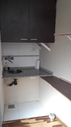 Imagen 5 de 6 de Local - Barrio Parque Leloir