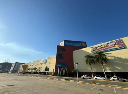 Alquiler De Local En El C.c. Metrópolis De San Diego, Carabobo. Inmobiliaria Maggi 1891
