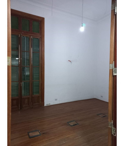 Imagen 8 de 21 de Inmueble Patrimonio Histórico · 4 Dormitorios · Entre Rios 579
