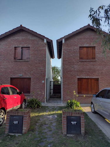 Imagen 1 de 12 de Duplex Excelentes Tipo Cabañas