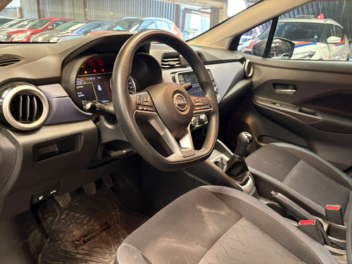 Nissan Versa 1.6 Advance Mt