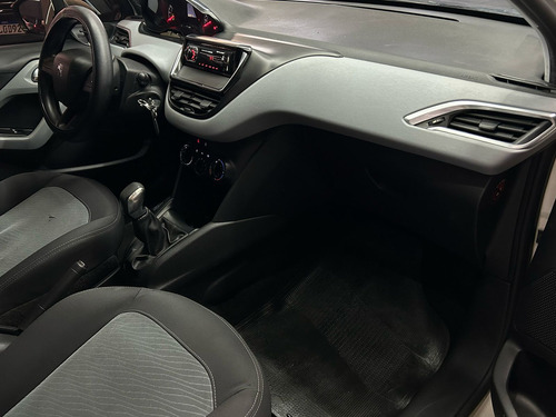 Peugeot 208 208 1.5 8V Active (Flex)