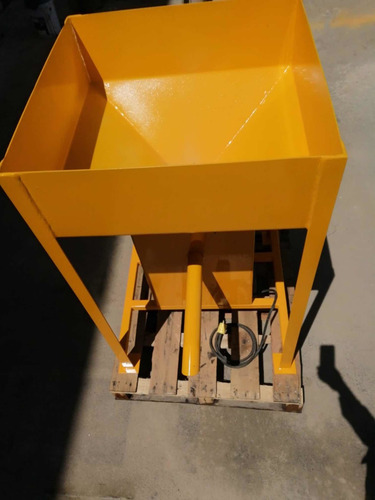 Imagen 3 de 4 de Envasadora Ensacadora Cemento / Polvos Motor 1hp Sin Pesaje