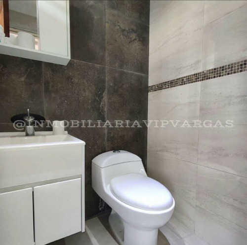 Imagen 11 de 12 de En Venta Townhouse En Playa Grande Catia La Mar Estado La Guaira Ref 006 - 389