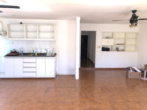 Imagen 5 de 12 de Casa En Barrio San Bernardo, Luján.
