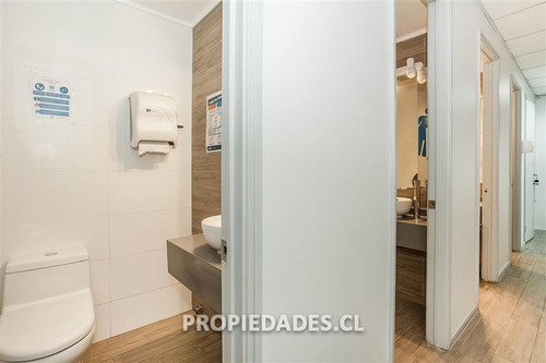Imagen 10 de 12 de Oficina En Arriendo En Las Condes