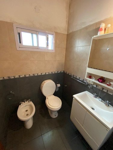 Venta De Casa En Pasaje Puerto Belgrano 125 Bis