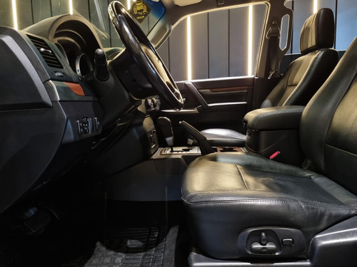 Mitsubishi Pajero Full HPE Full 3.2 4x4 T.I.Diesel 5p Automático.
