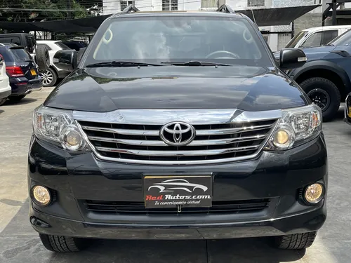 Toyota Fortuner 2.7L AT 2700CC 4X2