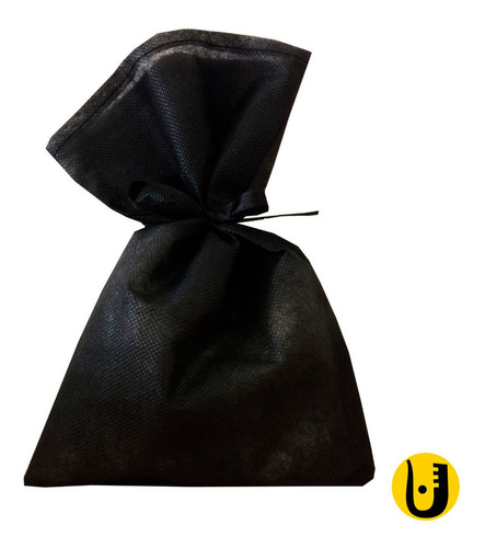 Imagem 1 de 1 de 30 Saquinhos Sacolinhas Tnt 15x23 Preto Com Fita Cetim Preto