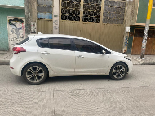 Kia Cerato Koup Race Summa ,,1.6