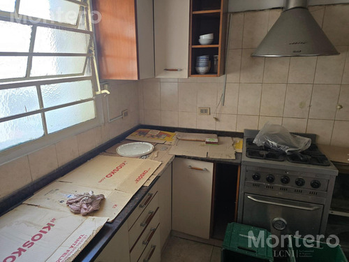 Departamento En Congreso , 7 Ambientes Con Patio Y Balcon