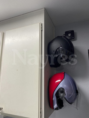 Imagen 2 de 4 de Soporte Pared Casco Moto Perchero Chaqueta Diseño Nayres.ar