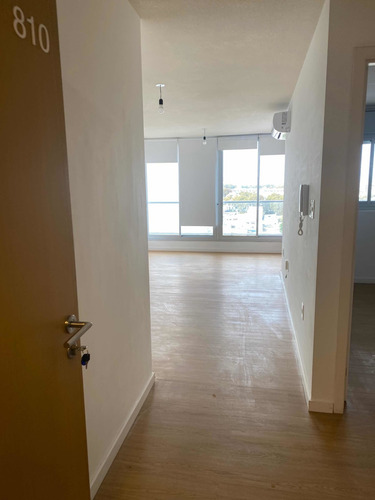 Alquilo Apartamento Con Cochera