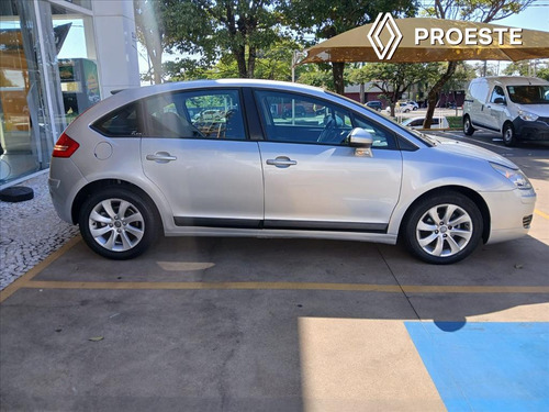 Citroën C4 1.6 GLX 16V FLEX 4P MANUAL