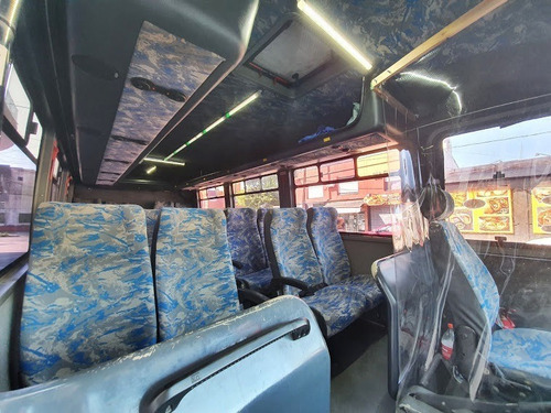 Imagen 4 de 9 de Minibus Daily 2013 Tecnoporte 24 Asientos