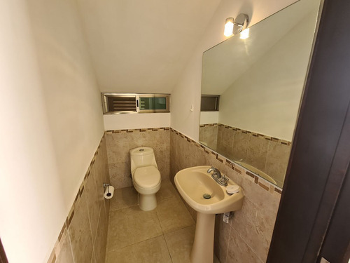 Imagen 7 de 24 de Casa En Renta De 3 Recámaras Y Piscina En Palmerales De Alta