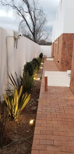 Imagen 13 de 17 de Duplex En Venta Villa Allende