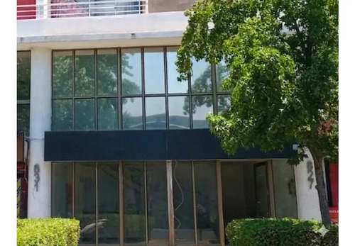 Local Comercial En Arriendo, Santa Rosa, Santiago