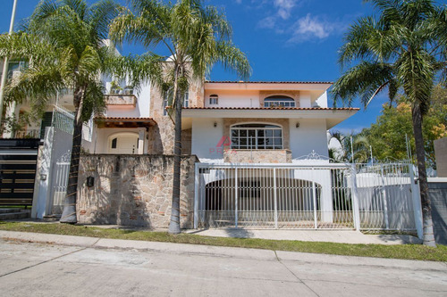 Casa En Venta En Bugambilias, Zapopan Jalisco