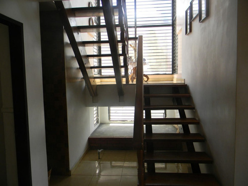 Imagen 7 de 30 de Casa En Venta En Colinas De Santa Rosa Este De Barquisimeto Lara 0.4.2.4.5.9.3.7.5.4.2/ Rent-a-house Centro Occidente Mls Código: 22-6291