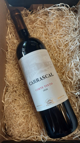 Weinert Carrascal Corte Tinto - San Vicente Wine