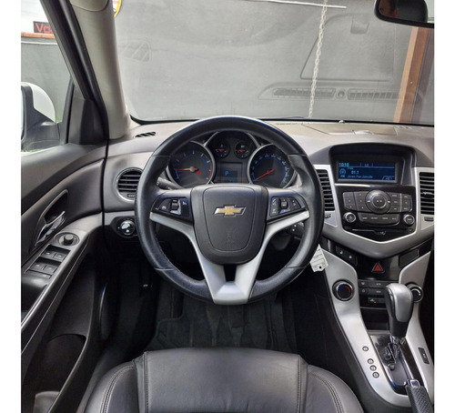 Chevrolet Cruze HB Sport LT 1.8 16V FlexP. 5p Aut