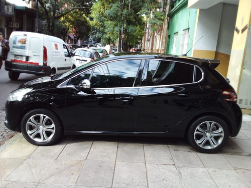 Peugeot 208 Feline 1.6 N 2014