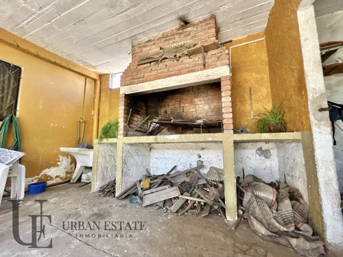 Venta Casa 3 Dormitorios Con Terreno Amplio, En Pando