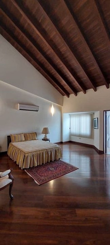 Imagen 11 de 24 de Venta Casa 820 M2 4h/4b/4p Altamira