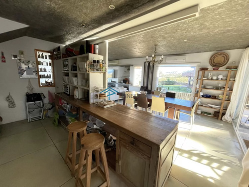 En Venta Comoda Casa En Montoya Frente Al Mar 5 Dormitorios