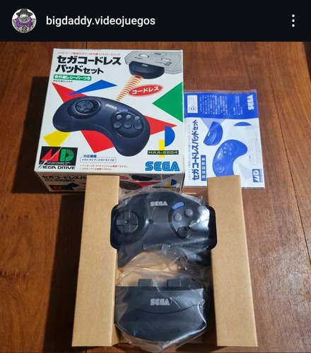 Joystick Mega Drive De 6 Botones De Sega, Color Negro Negro