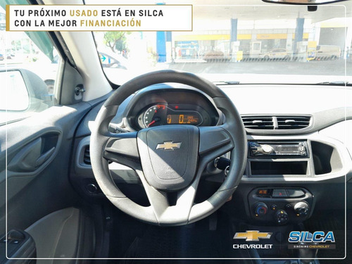 Imagen 12 de 19 de Chevrolet Prisma Joy 2017 Gris Plata 4 Puertas