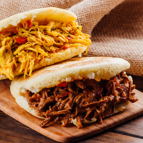 Harina De Maiz Blanco La Criolla 1 Kg ( Arepas - Empandas)
