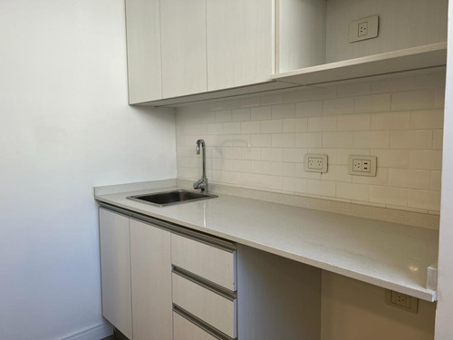 Alquiler Oficina 75m2 Piso Alto - C 2 Divisiones De Blindex Open Space.
