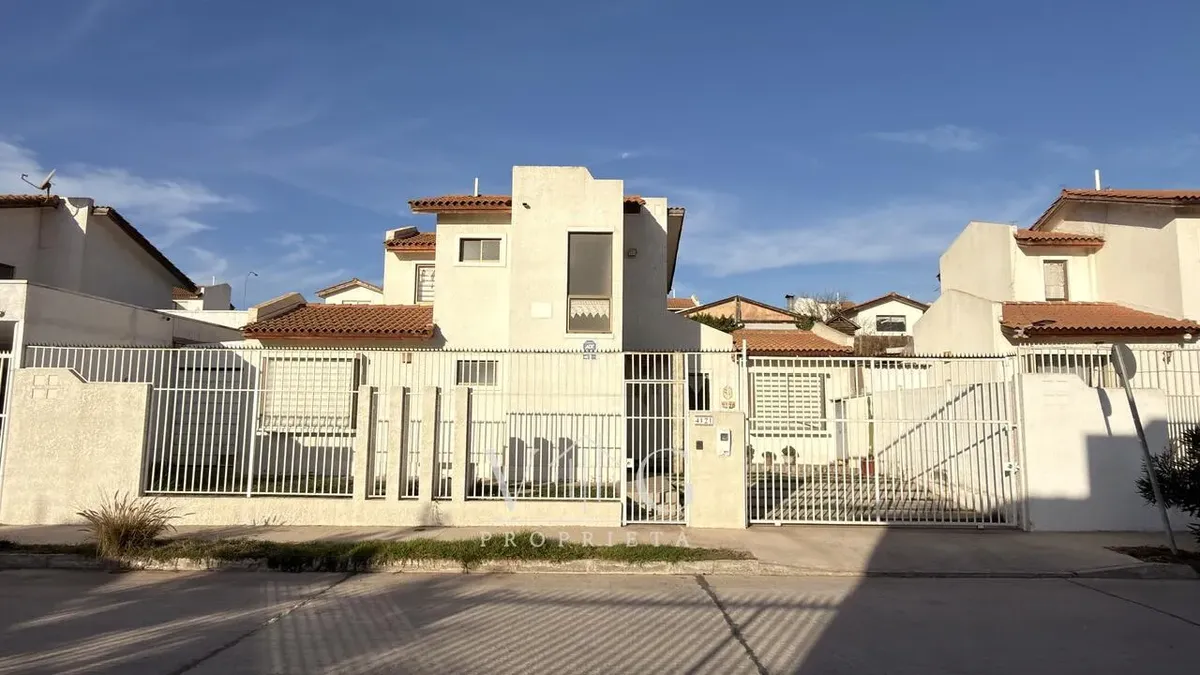 Imagen 1 de 25 de Arriendo Casa El Santuario De Peñuelas 3d Y 3b